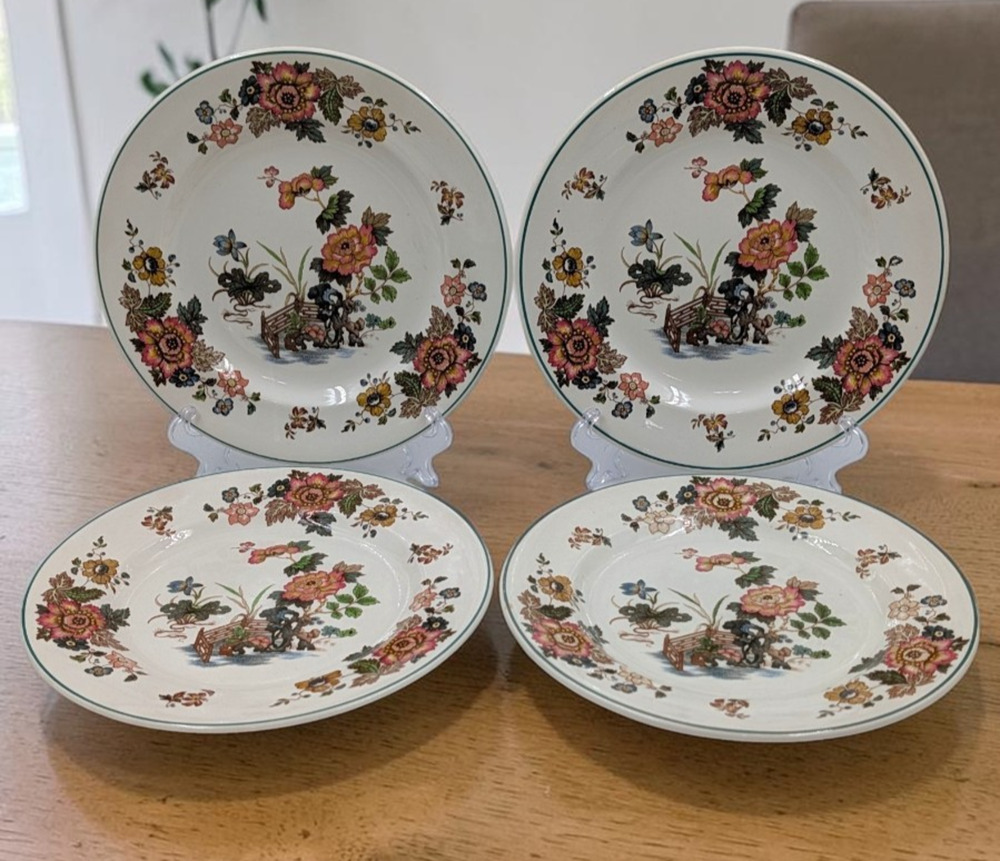 Wedgwood Eastern Flowers Salad Plates 8 3/8" Etruria Barlaston England Set of 4